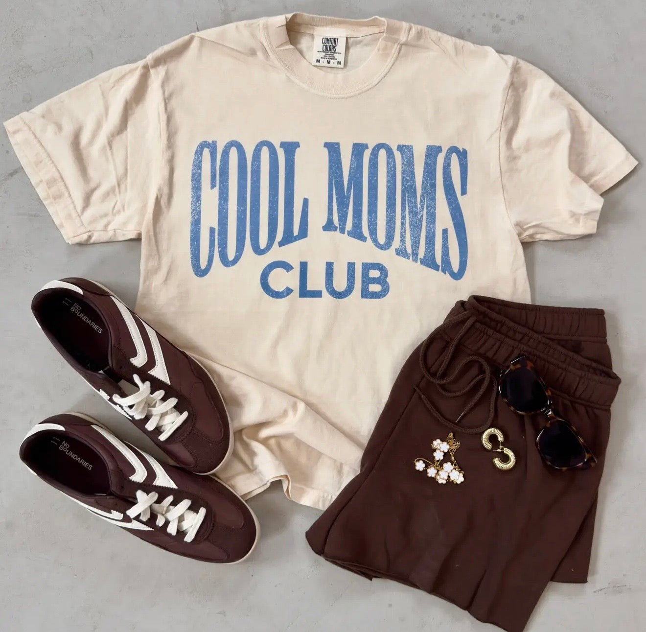 COOL MOMS CLUB